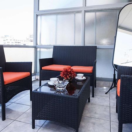 Central 2 Bd Apt With Balcony By Monastiraki Atina Dış mekan fotoğraf