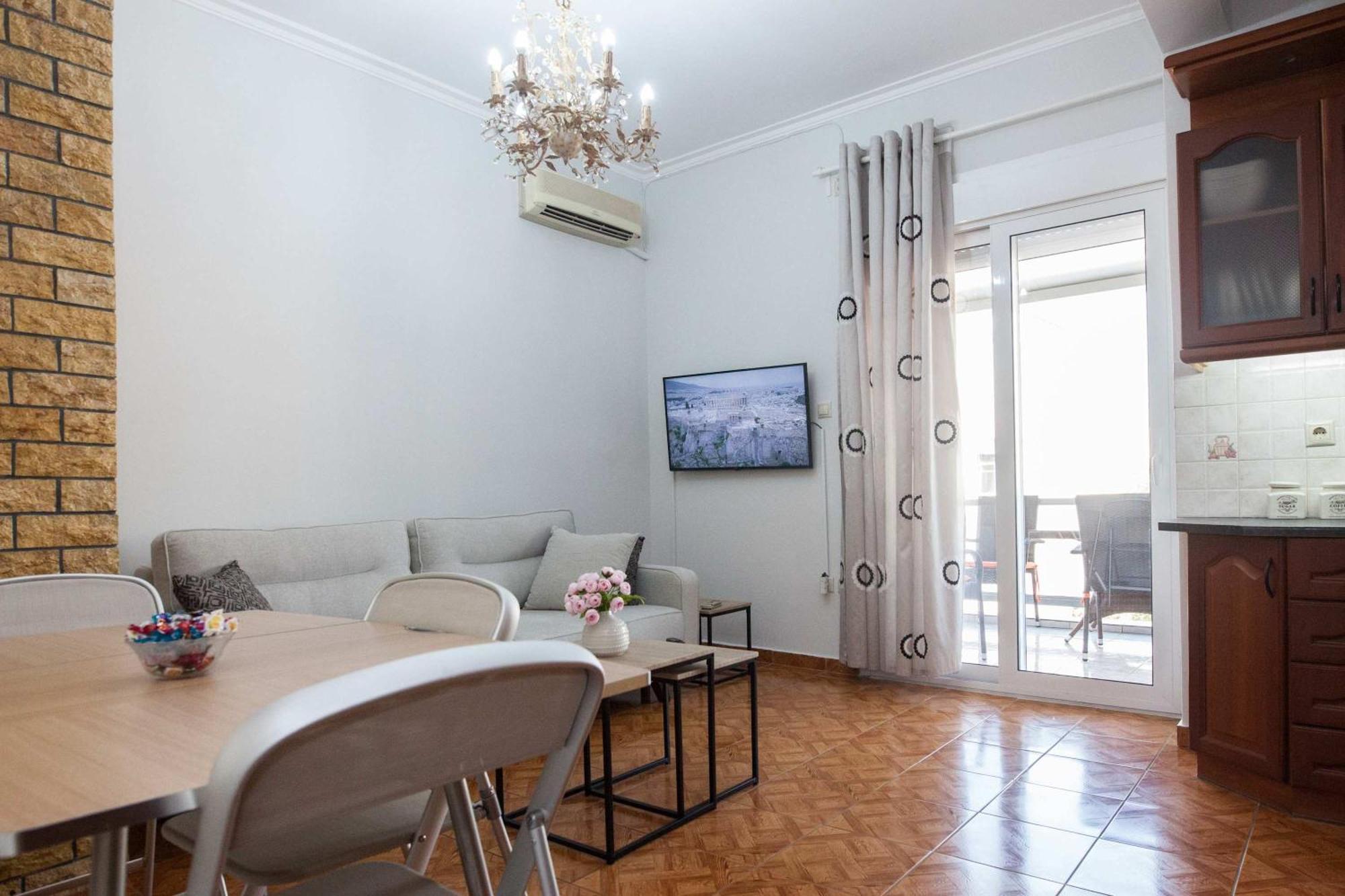 Central 2 Bd Apt With Balcony By Monastiraki Atina Dış mekan fotoğraf